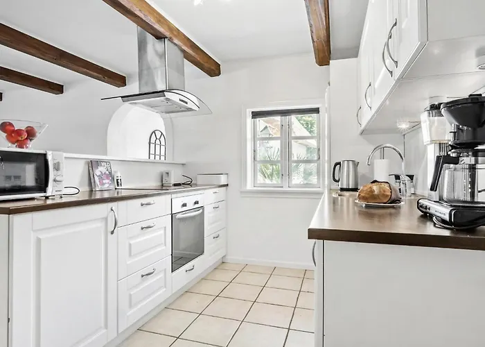 Beautiful Apartment In Tommerup アパート